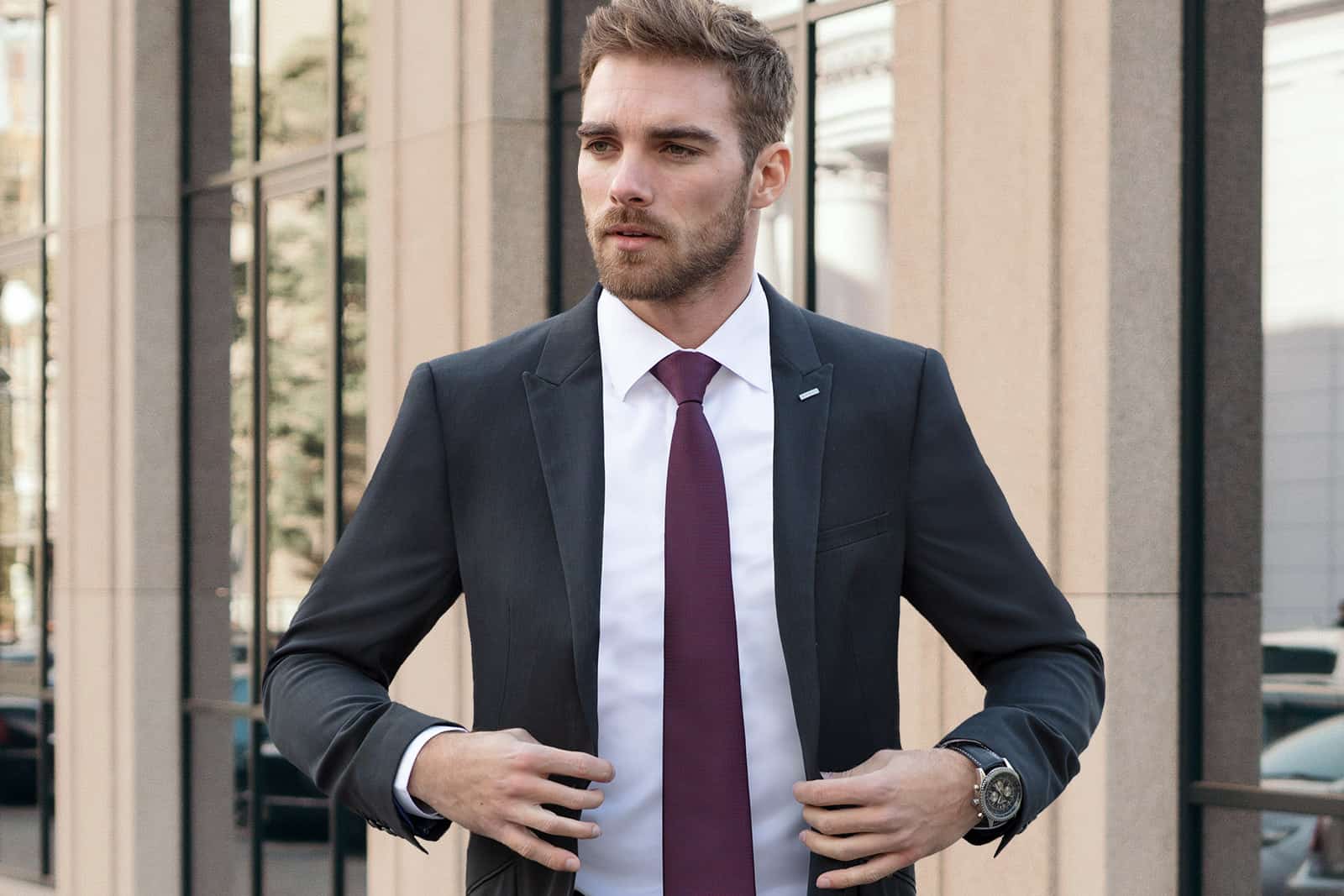 Pánsky oblek TAILORED FIT Delvio – náhľadová fotografia