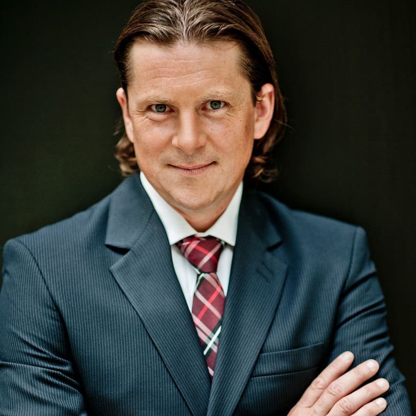Módna značka Pánske obleky BANDI oblieka – Martin Procházka