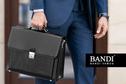 Pánska kožená aktovka BORGO Nero sa hodí do zamestnania aj na voľný čas