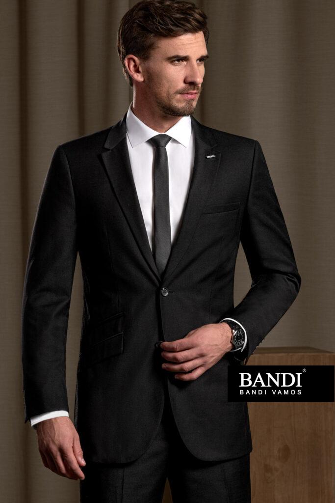Pánsky oblek BANDI, model Tailored Fit Corneli