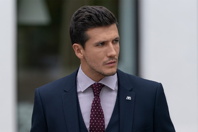 Dvojdielny pánsky oblek BANDI Barcone Marin s vestou – ukážka štýlového manažérskeho outfitu