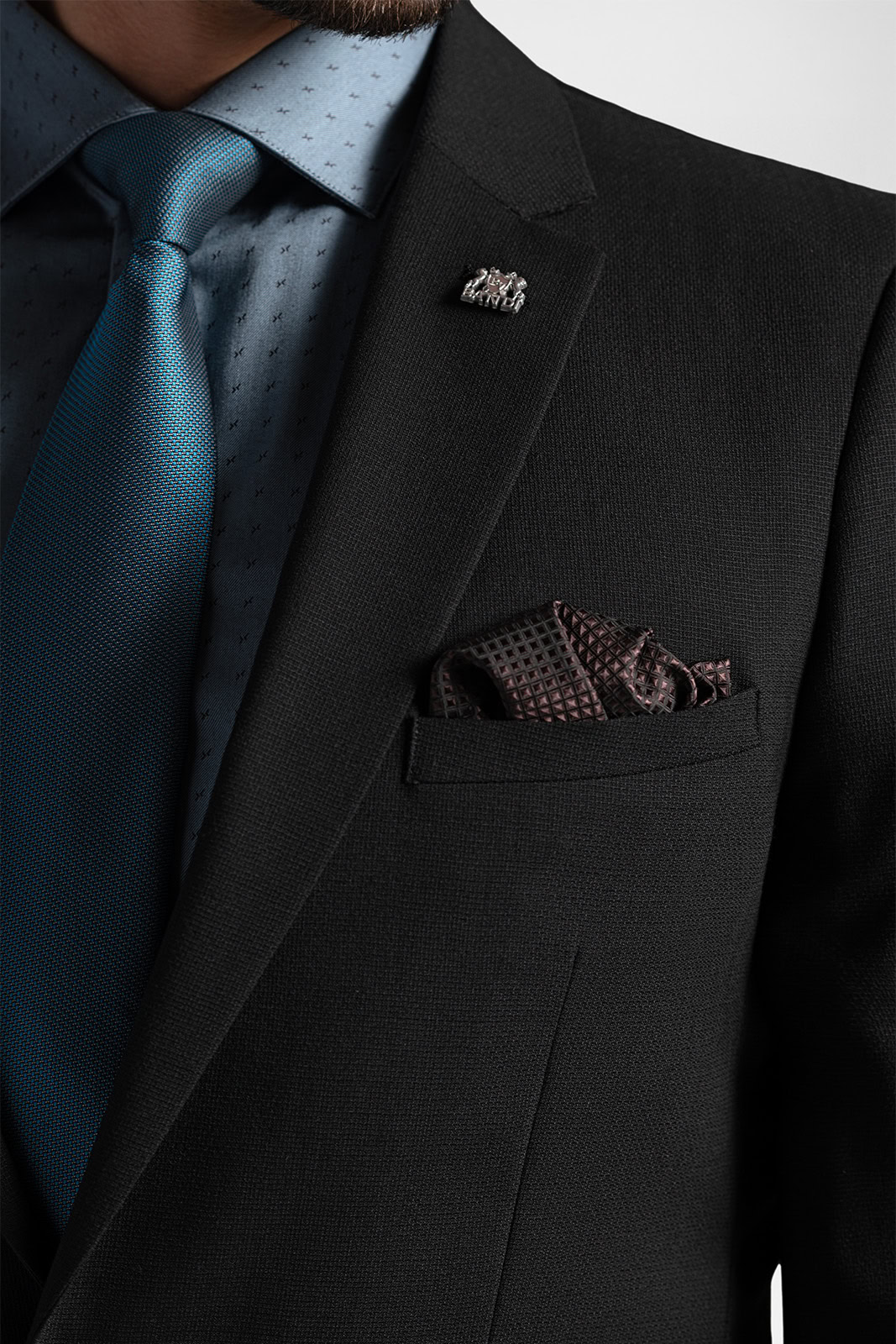 Detail štvorcovej textúry pánskeho obleku BANDI Fornero Nero, Tailored Fit